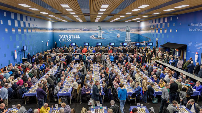 view of the full playing hall at the Tata Steel Chess Tournament | image © www.tatasteelchess.com